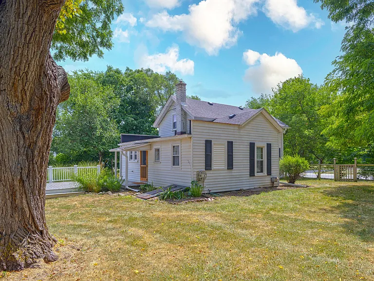 5071 Plymouth Rd — Photo 35