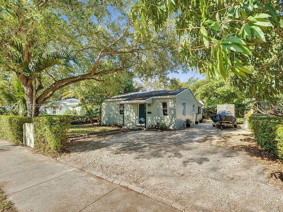 1st image of 6420 SW 58th Pl