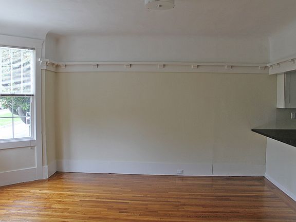 5th image of 185 Dolores St APT 2