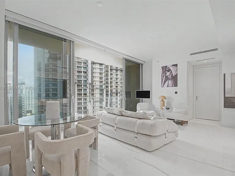 300 Biscayne Boulevard Way #2808 — Photo 2