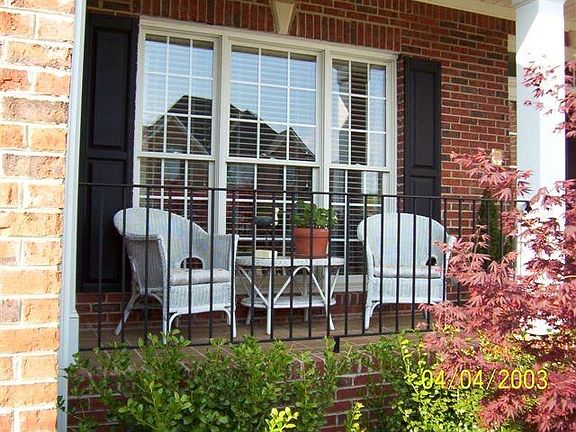 Front Porch Area