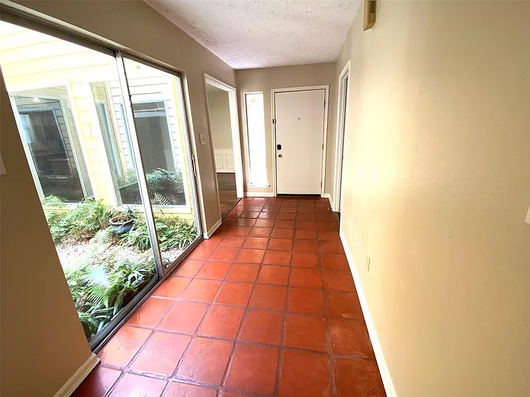 22522 Smokey Hill Dr — Photo 3