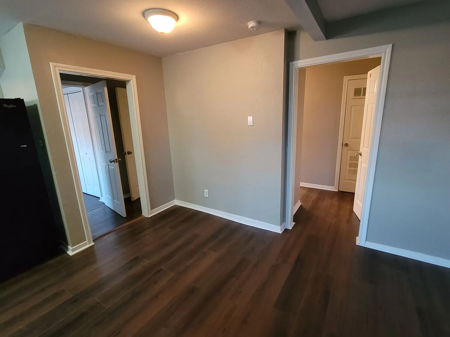 2801 ave M — Photo 2