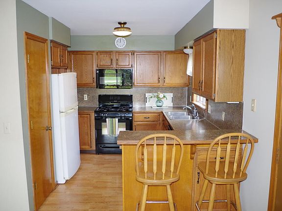 5th image of 71 Grand Village Ct SW #37