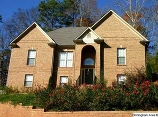 223 Sweetwater Ln, Trussville, AL 35173