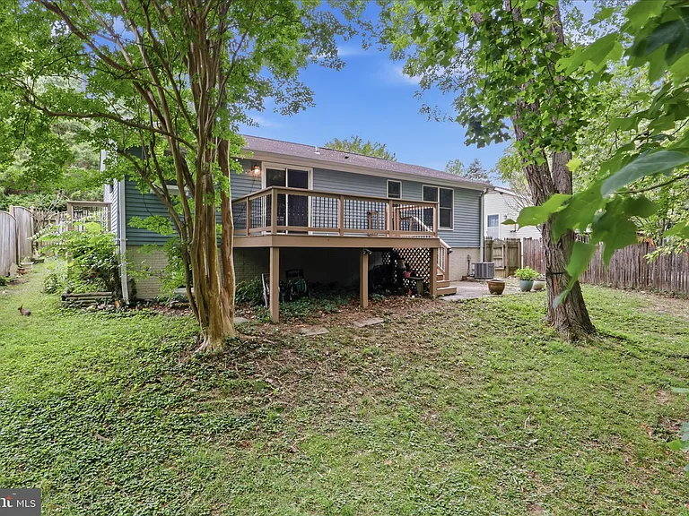 10617 Wheatley St — Photo 21