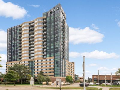 3209 Galleria UNIT 804, Edina, MN, 55435