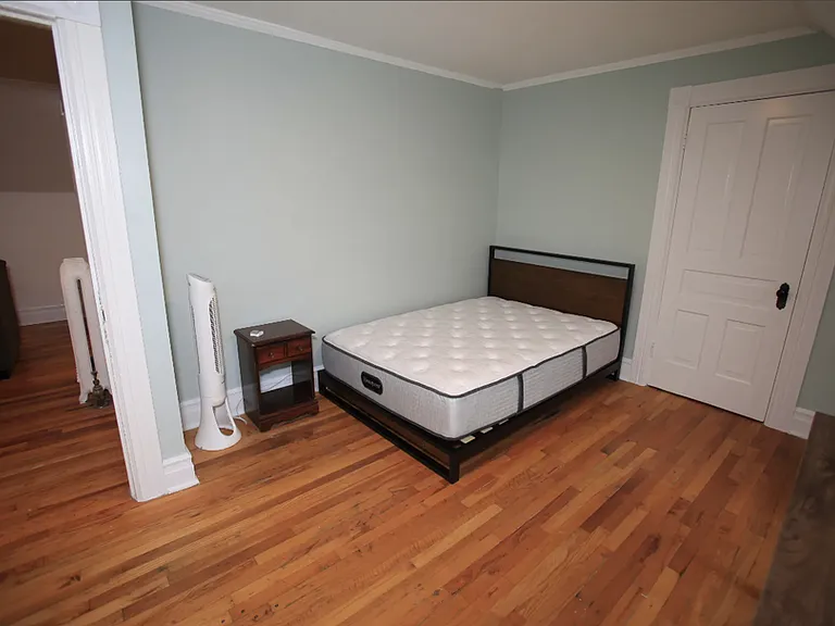 602 Monroe St #602-4 — Photo 29