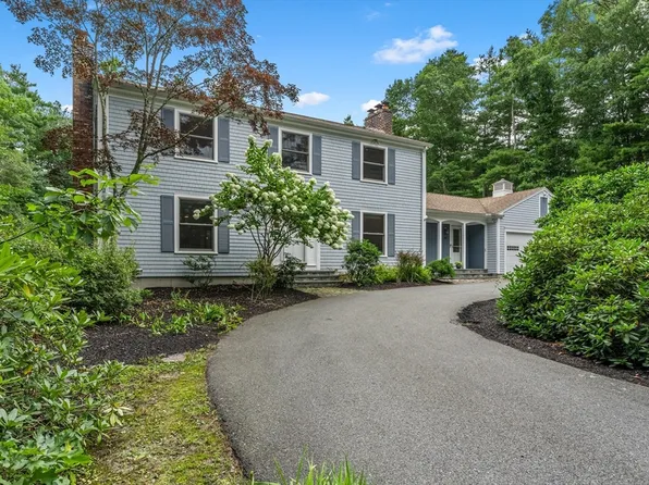18 Indian Cove Rd, Marion, MA 02738
