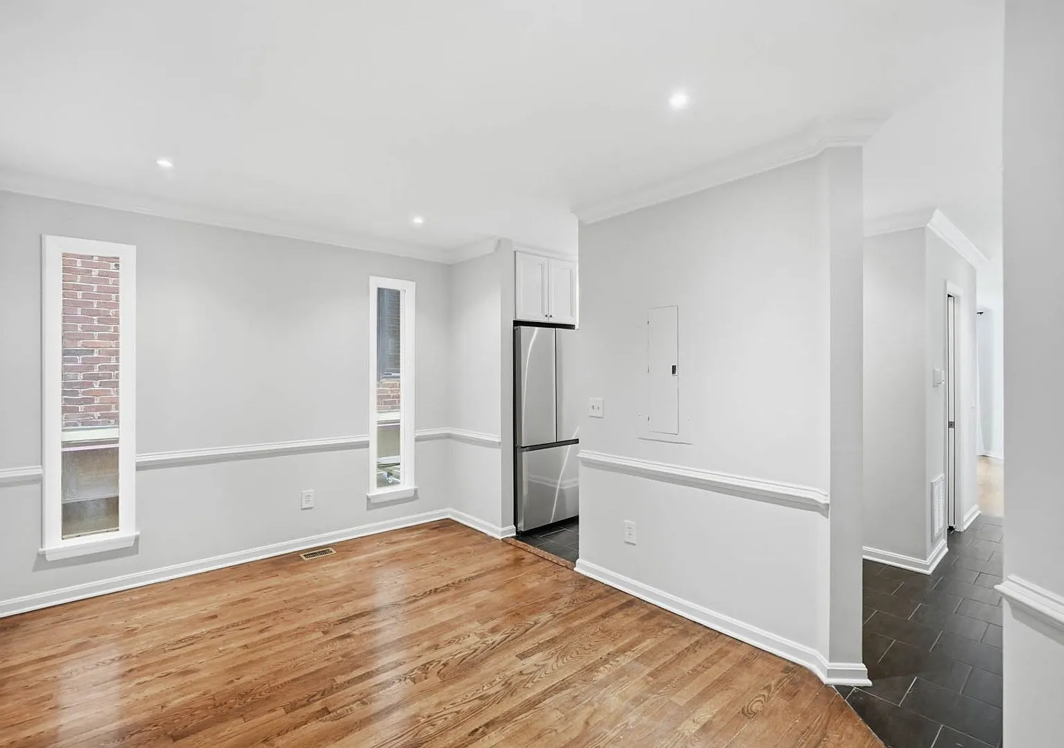 Dupont Bi-Level Condo | 2 Bed | 2.5 Bath | 1400 Sf | 1 Assigned Off-Street Parking Space — Photo 3