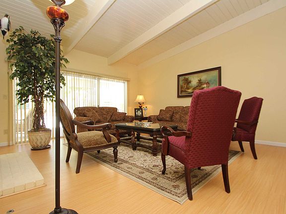 4th image of 5631 Wilhelmina Ave
