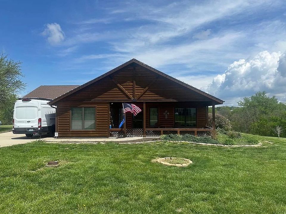 1st image of 7652 Lake Ridge Pkwy