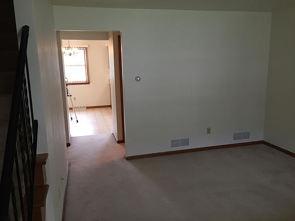 5th image of 126 Palomino Dr