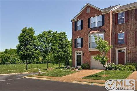 5th image of 724 Huffine Manor Cir