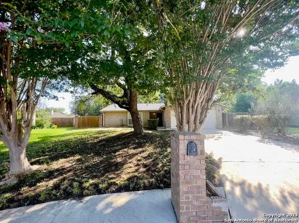 10445 Country Breeze, San Antonio, TX 78240