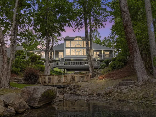 2354 Gwendale Dr E, Lizella, GA 31052