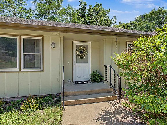 4th image of 2817 Arbor Dr