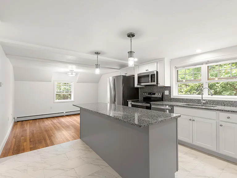 10 Cannon Hill Ave #B — Photo 7