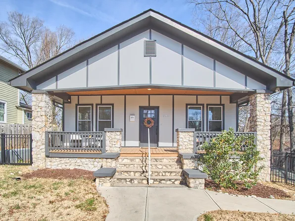 723 Holloway St, Durham, NC 27701