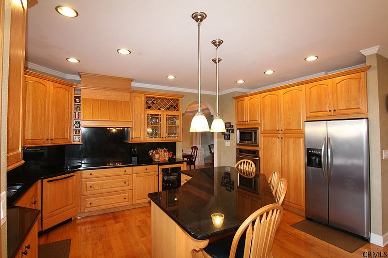 4th image of 209 SAMUEL Court