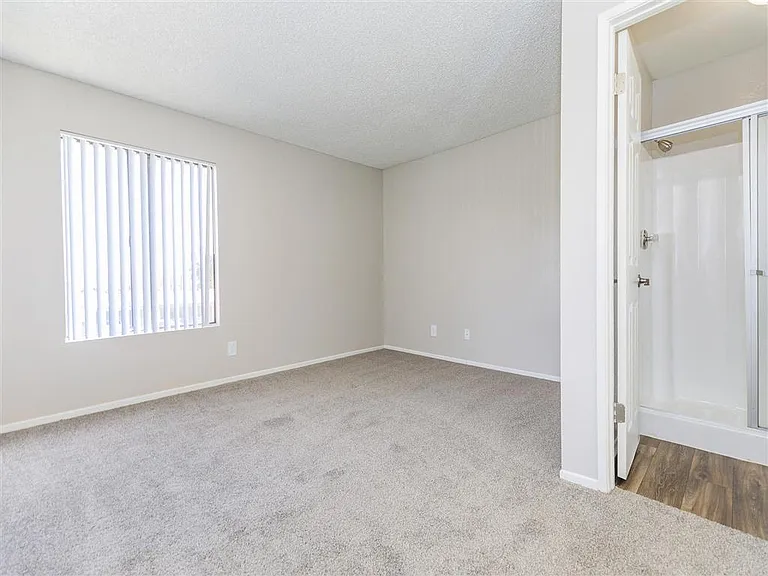 Carmel Apartments — Photo 21