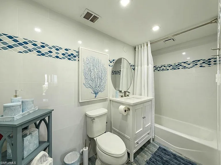1 Bluebill Ave #703 — Photo 9