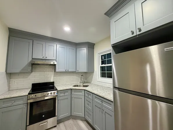 (undisclosed Address), Floral Park, NY 11001