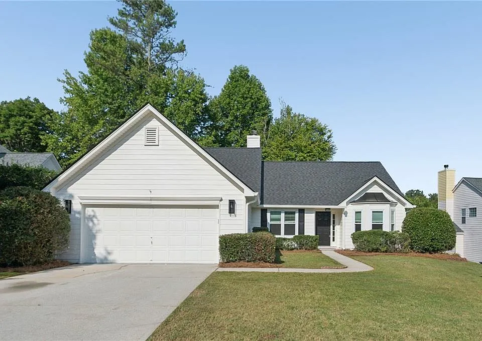 3139 Brookeview Ln NW