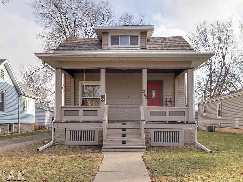 1st image of 203 W Ash St