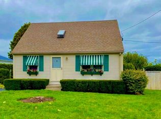 78 Vallette St, Cranston, RI 02920