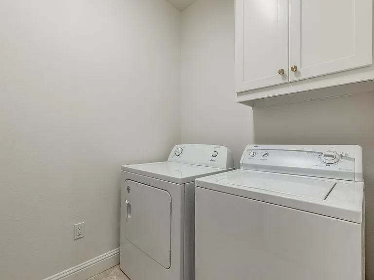 4210 Prescott Ave — Photo 14