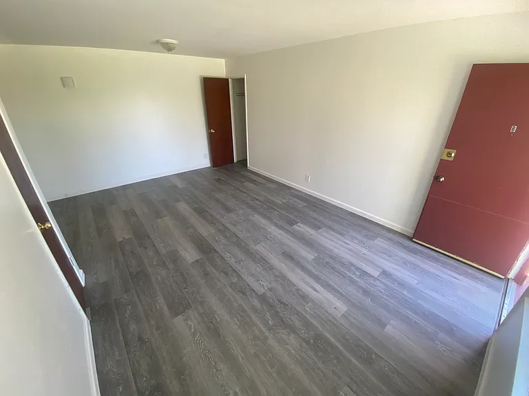 1339 Francisco St #B — Photo 7