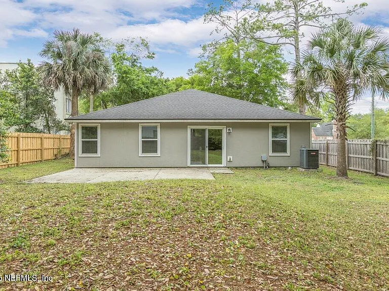 2235 Bayview Rd — Photo 36