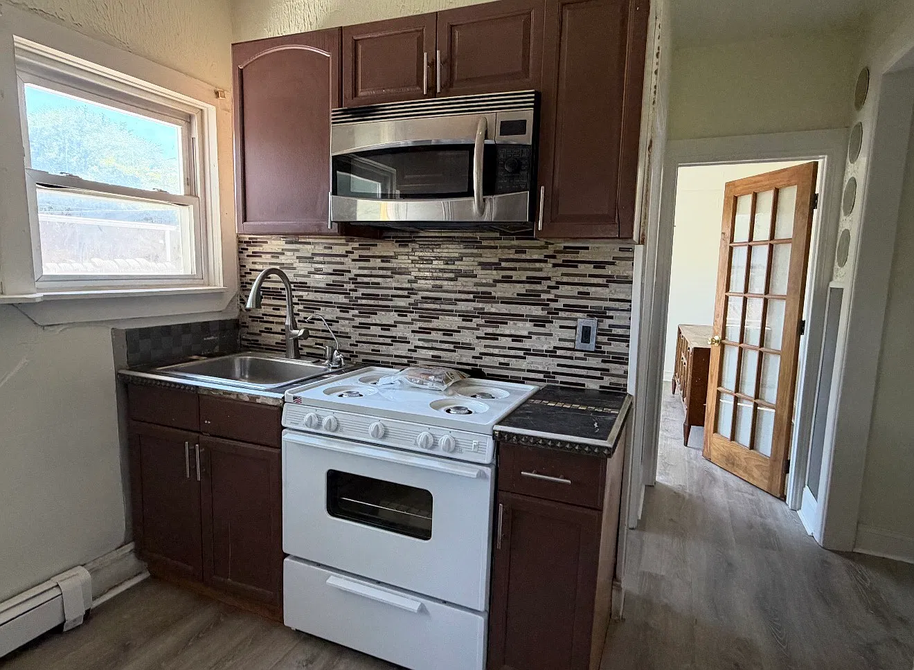 3 bed, $3,600 — Photo 4