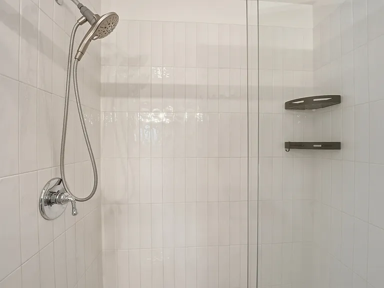 409 Noquet Ct — Photo 32