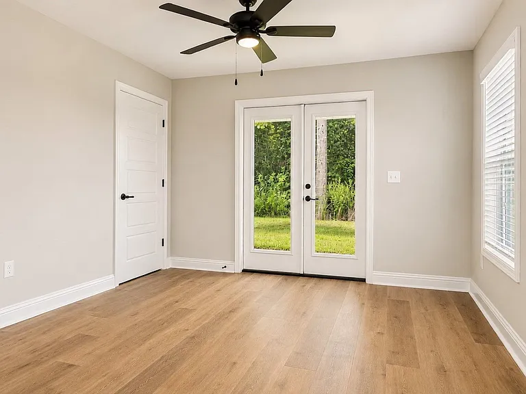 419 Madison Ave — Photo 13