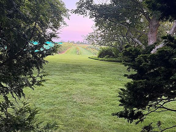 2nd image of 18 Horsemill Rd