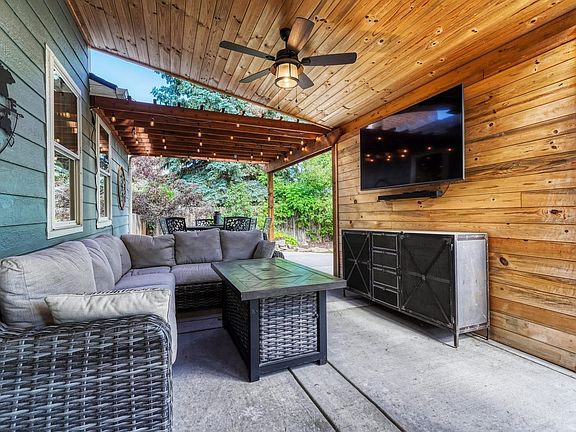 3rd image of 6552 W Calhoun Pl
