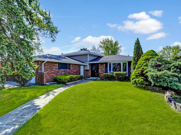 839 E 166th Pl, South Holland, IL 60473