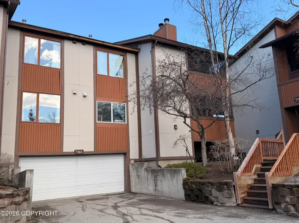 7361 Huntsmen Cir #17-F, Anchorage, AK 99518