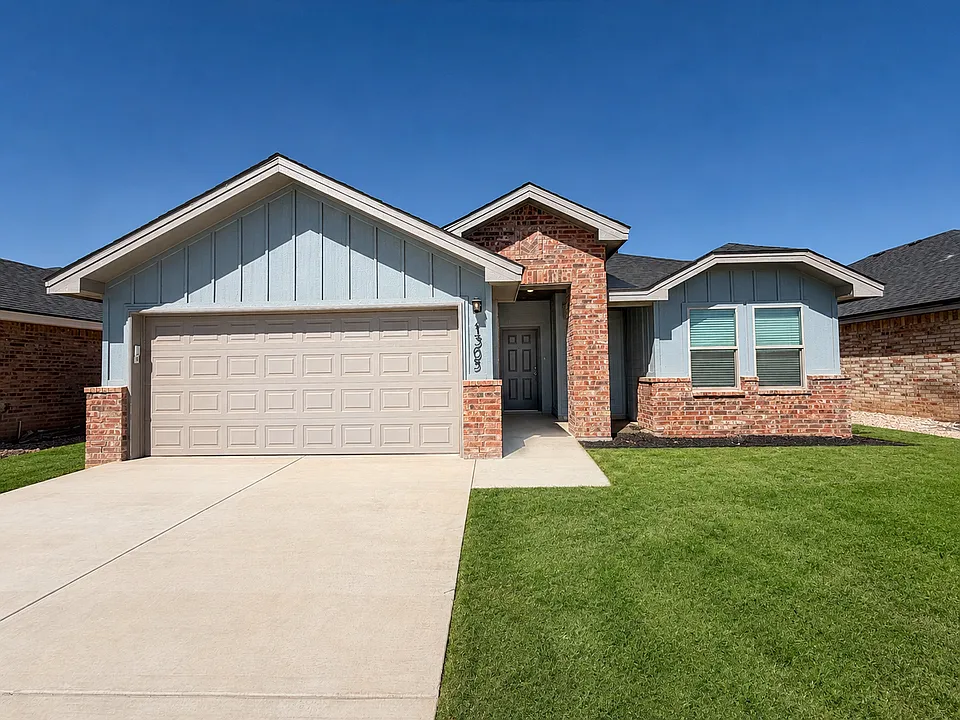 1305 Hogback Way