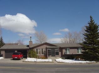1126 Canyon Rd, Kemmerer, WY 83101