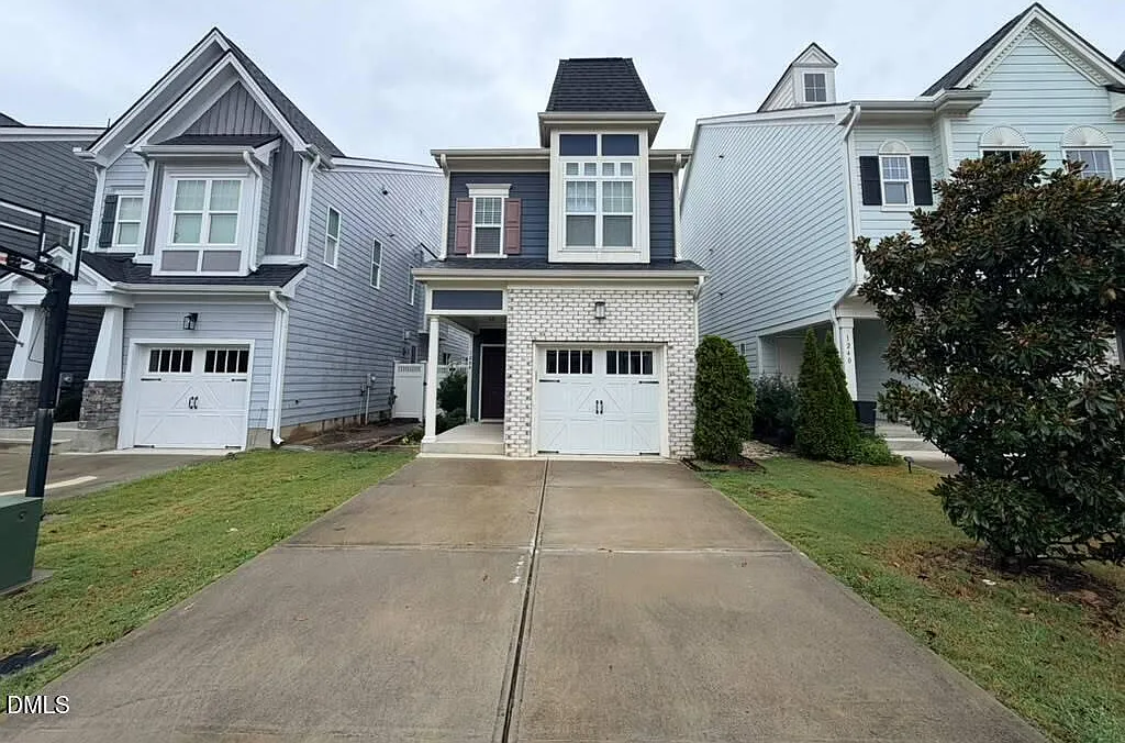 3 bed, 4.0 bath, 2144 sqft, $2,500 — Photo 1