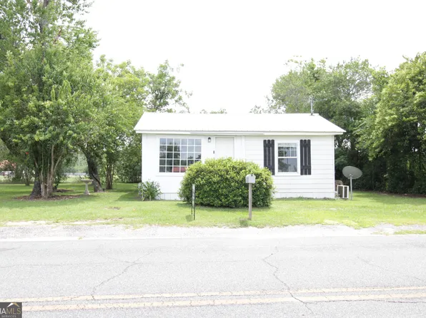 511 E 17th St, Alma, GA 31510