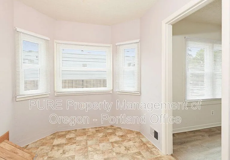 5026 N Harvard St #A — Photo 10