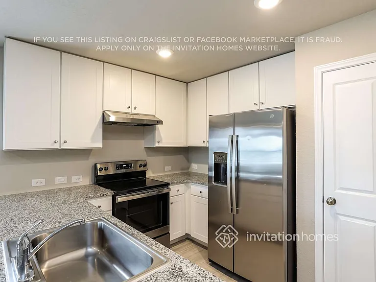 140 Hollywood Dr — Photo 8