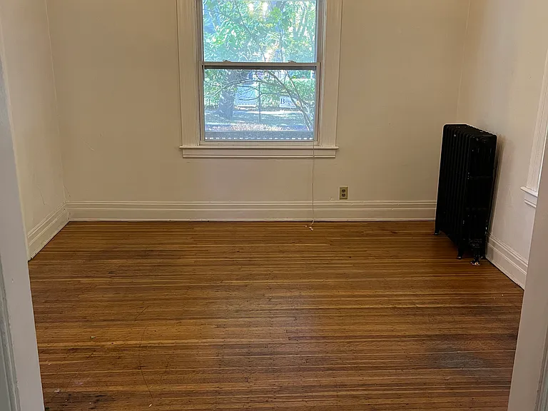 220 Mount Vernon Ave #1 — Photo 5