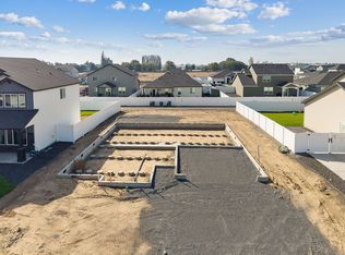 820 L St NE, Quincy, WA 98848