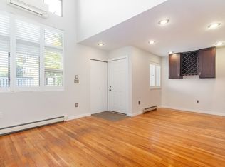 591 Putnam Ave #591, Cambridge, MA 02139
