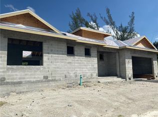 2140 Curtis St, Naples, FL 34112